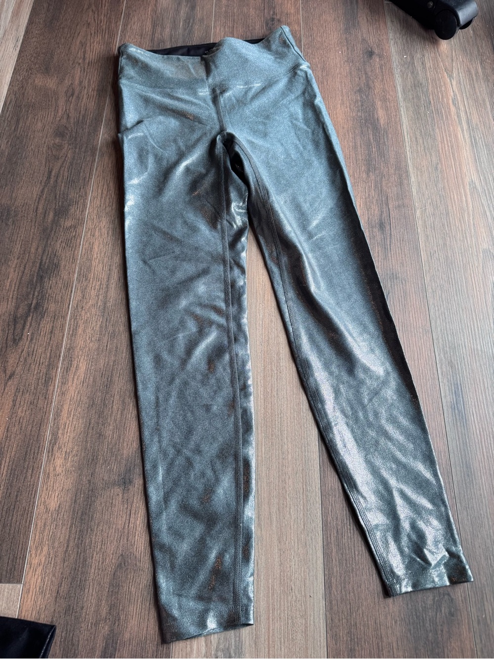 Heroine Sport Metallic Silver Leggings